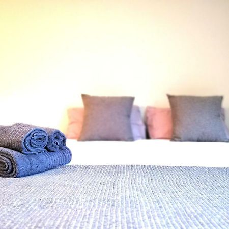 Mazi Apartments Suite Матаро Экстерьер фото