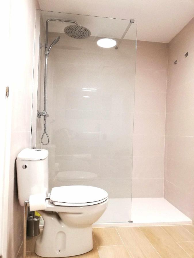 Mazi Apartments Suite Матаро Экстерьер фото