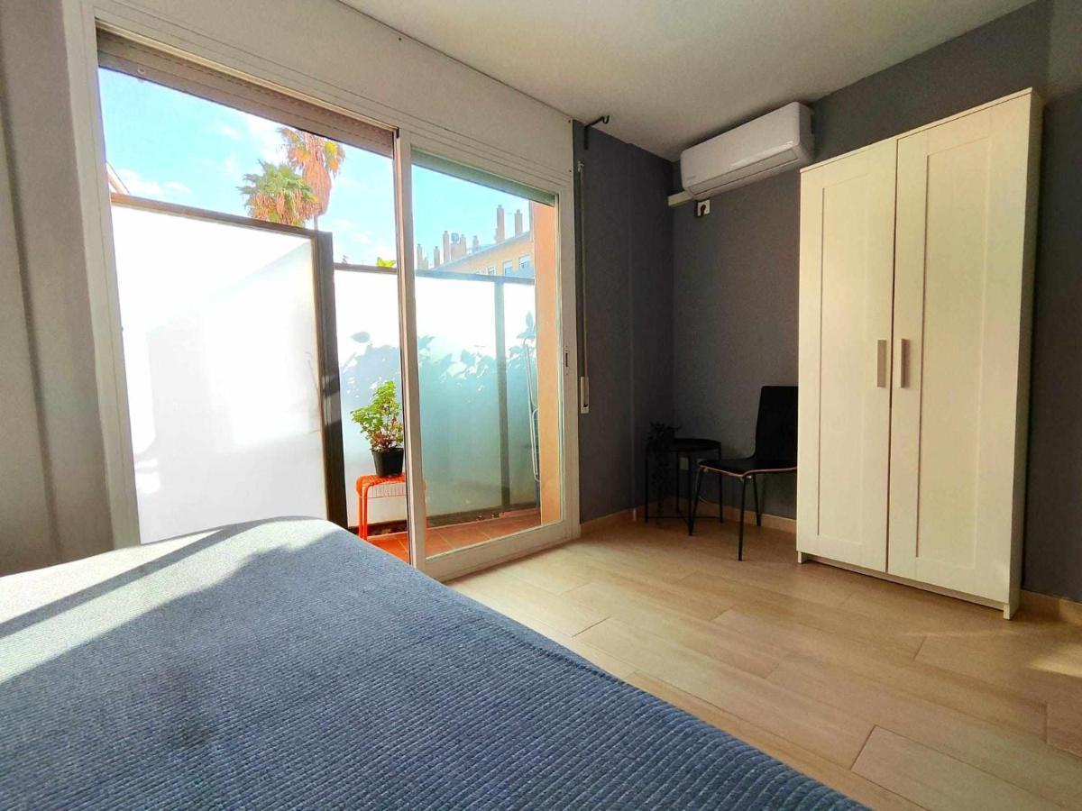 Mazi Apartments Suite Матаро Экстерьер фото