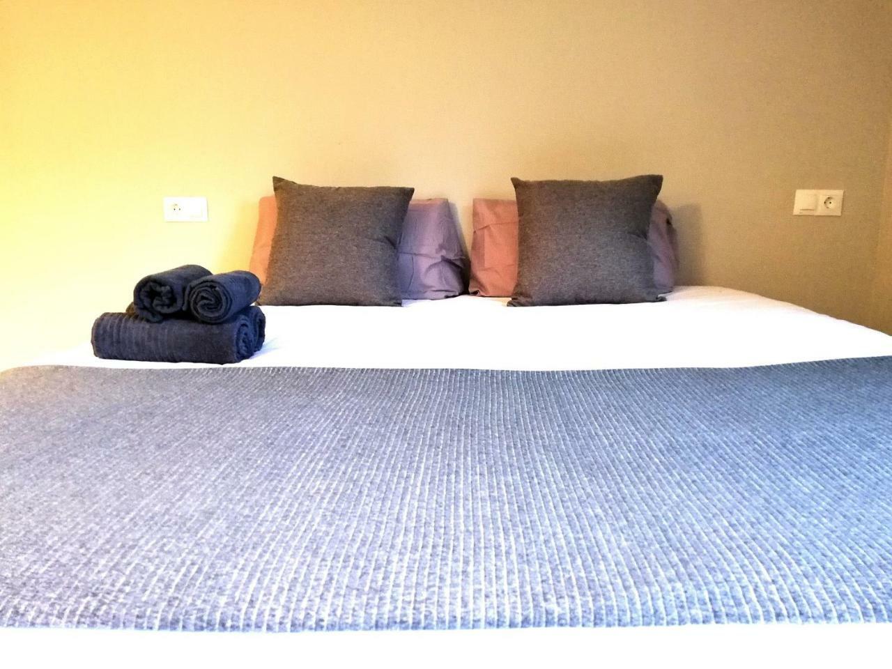 Mazi Apartments Suite Матаро Экстерьер фото